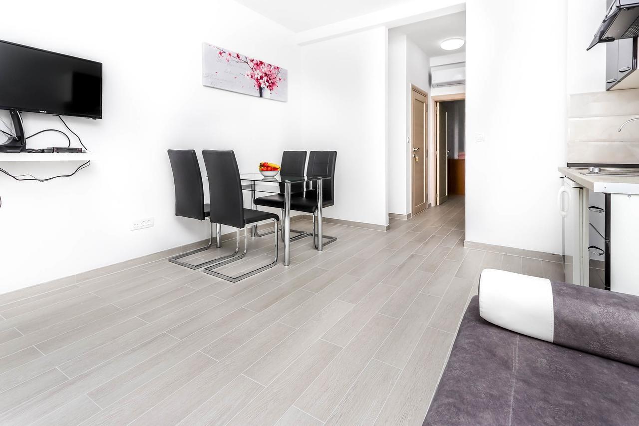 Ssm Apartman *